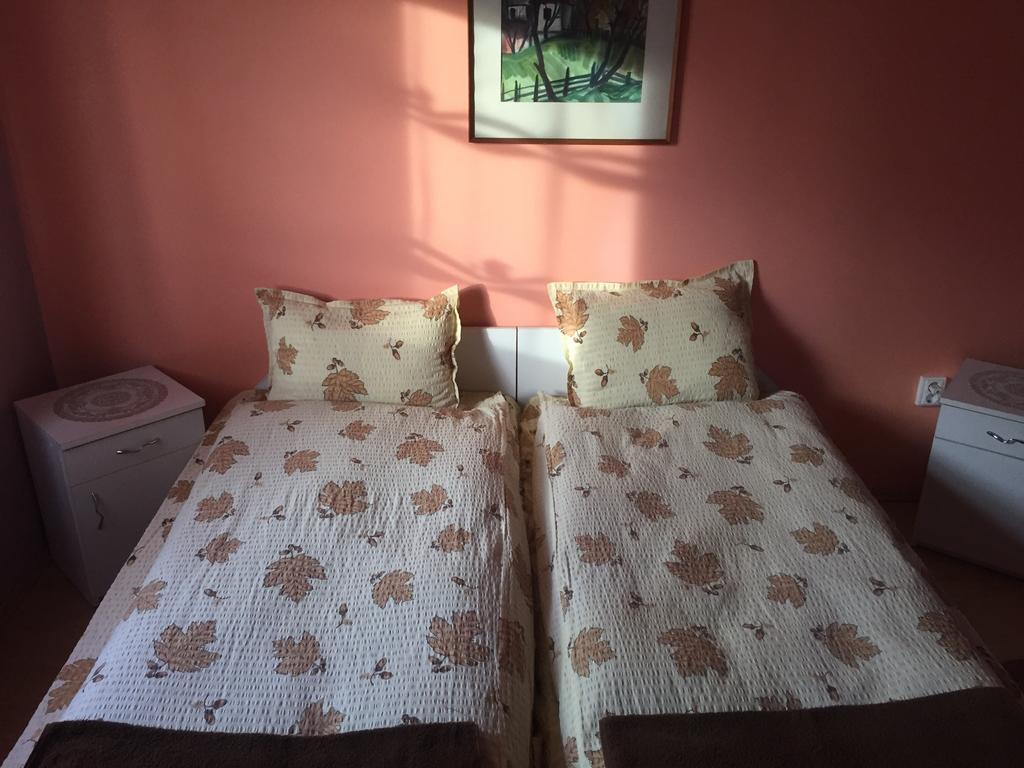 Becze Vanda Kulcsoshaz Lazarea Bagian luar foto